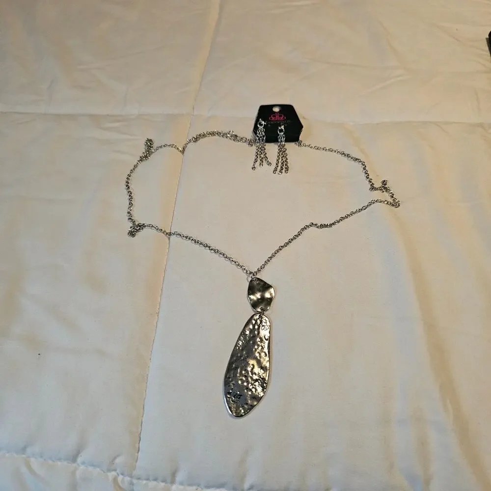Unbranded vintage mystery